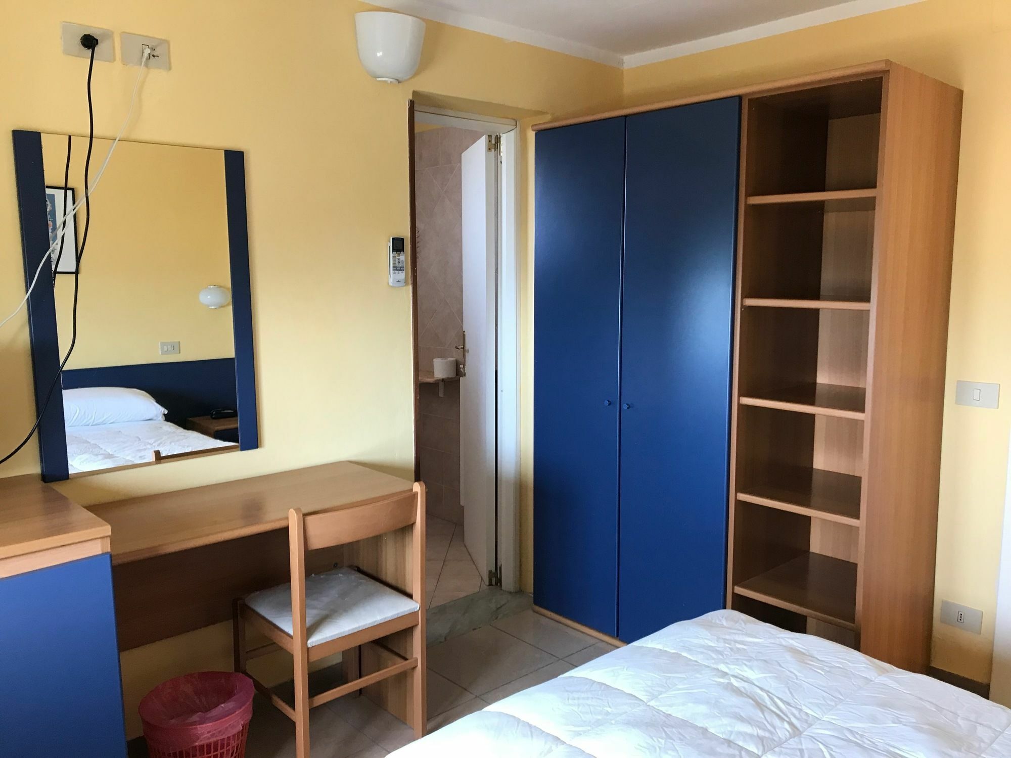 מרינה די פיאטרסנטה Hotel San Carlo מראה חיצוני תמונה